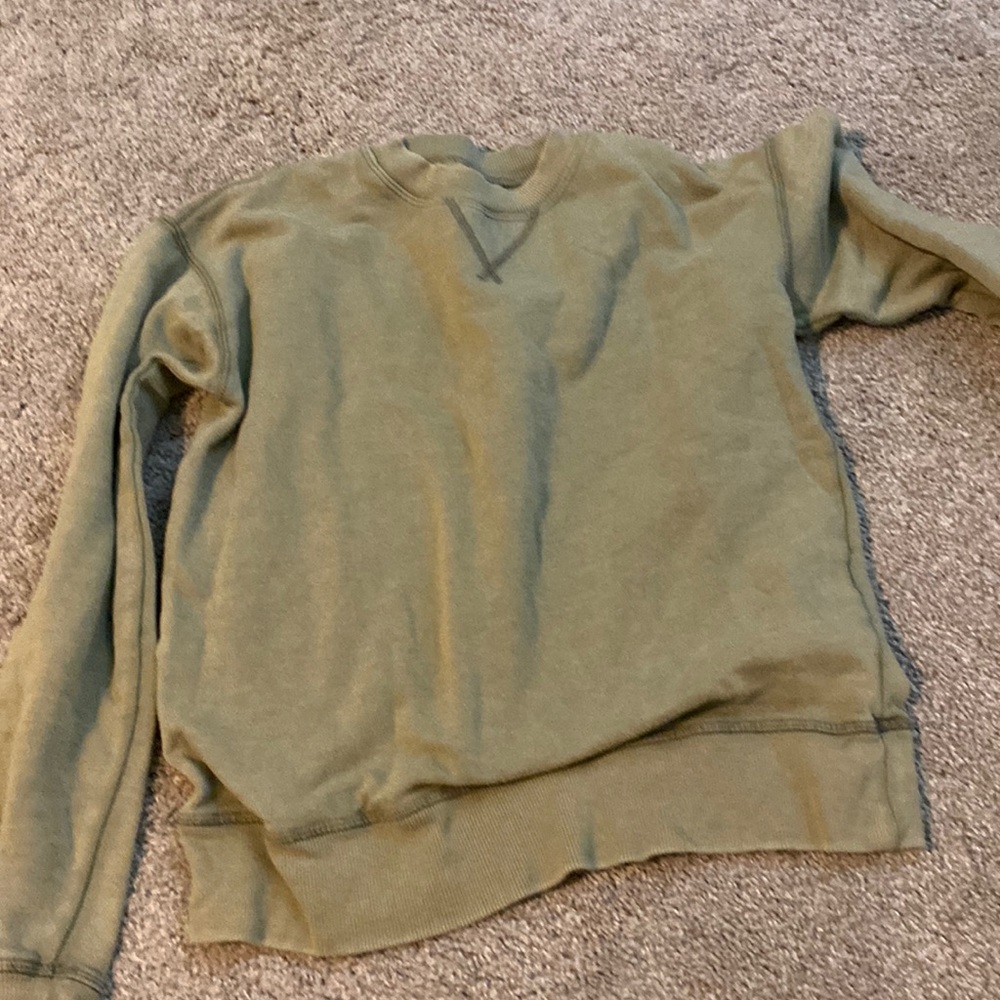 green crew neck